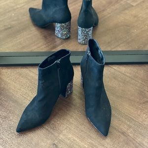 COPY - Pointed Toe Bootie